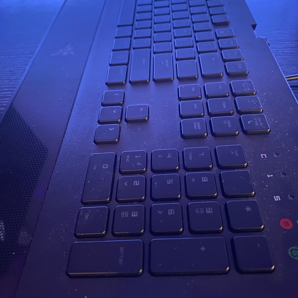 Razed gaming keyboard